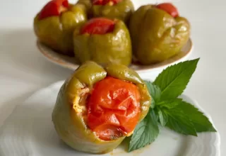 Ev Yapımı Dolma Biber Tarifi