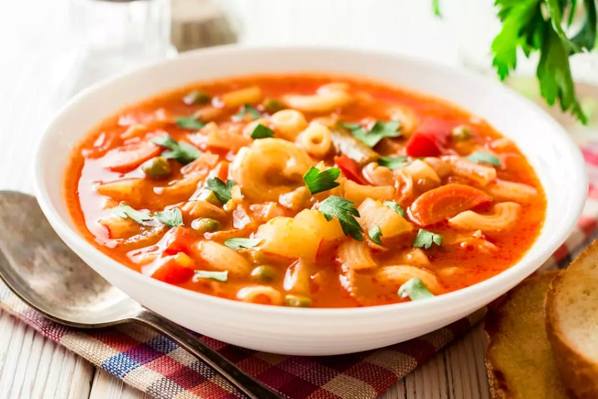 Danilo Şef: Minestrone Çorbası Nasıl Yapılır?