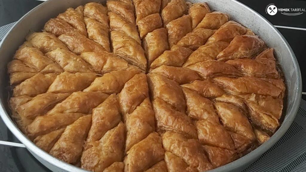 2 Tepsilik Baklava Hamuru Tarifi