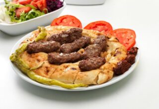 Akhisar Köfte Tarifi