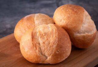 Alman Brötchen Ekmekleri Tarifi ve Malzemeleri