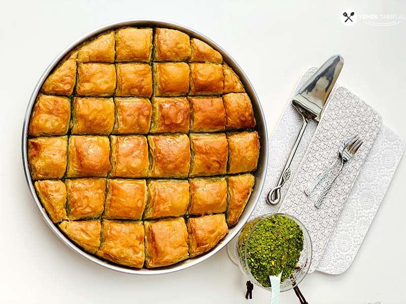 Antep Fıstıklı Kuru Baklava Tarifi 1 – antep fistikli kuru baklava tarifi GDDrKCez