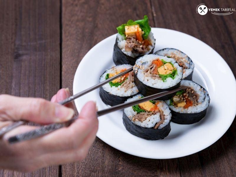 Kimbap Tarifi: Kore Mutfağının Lezzetli Atıştırmalığı 1 – kimbap tarifi kore mutfaginin lezzetli atistirmaligi