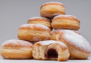 Paczki Tarifi: Geleneksel Polonya Şekerleme