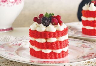 Red Velvet Mini Pastacıklar Tarifi