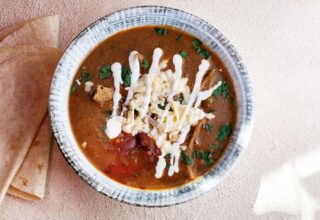 Sopa De Frijol Tarifi: Meksika Fasulyesi Çorbası