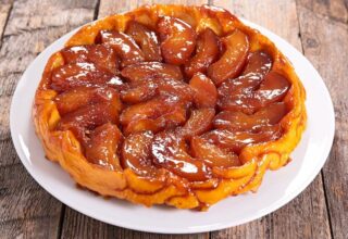 Tarte Tatin Tarifi: Karamelize Elmalı İkoni Tatlı