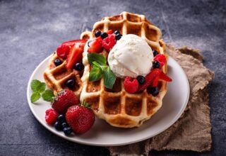 Tost Makinesinde Waffle Tarifi ve Servis Önerileri