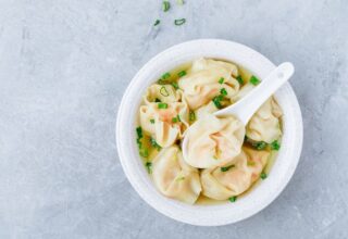 Wonton Çorbası Tarifi ve Yapılışı