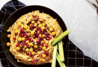 Zerdeçallı ve Narlı Humus Tarifi