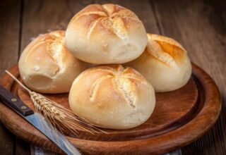 Kaiser Roll Tarifi: Malzemeler ve Yapılışı