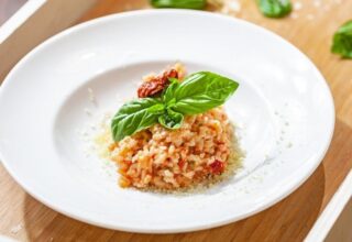 Kurutulmuş Domatesli Risotto Tarifi